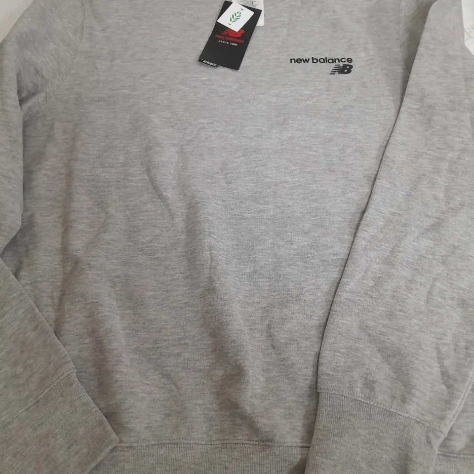 NEW BALANCE LIGHT GREY SWEATSHIRT - LARGE