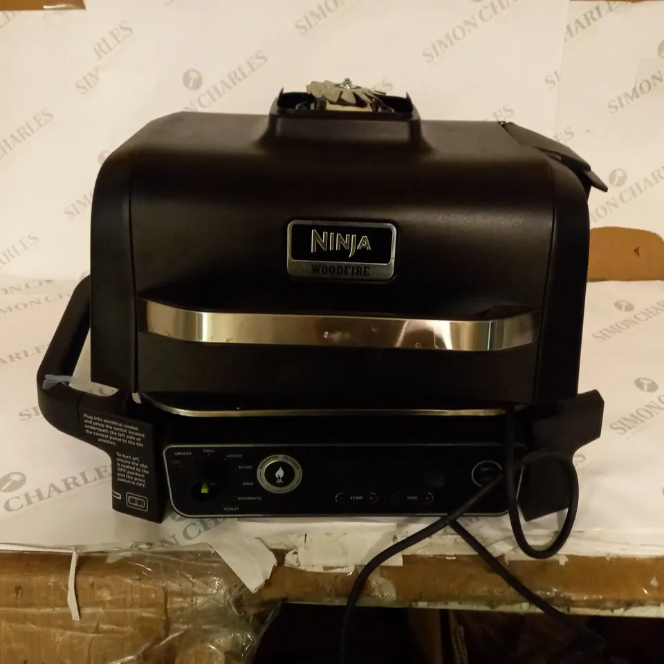 NINJA WOODFIRE ELECTRIC BBQ - BLACK