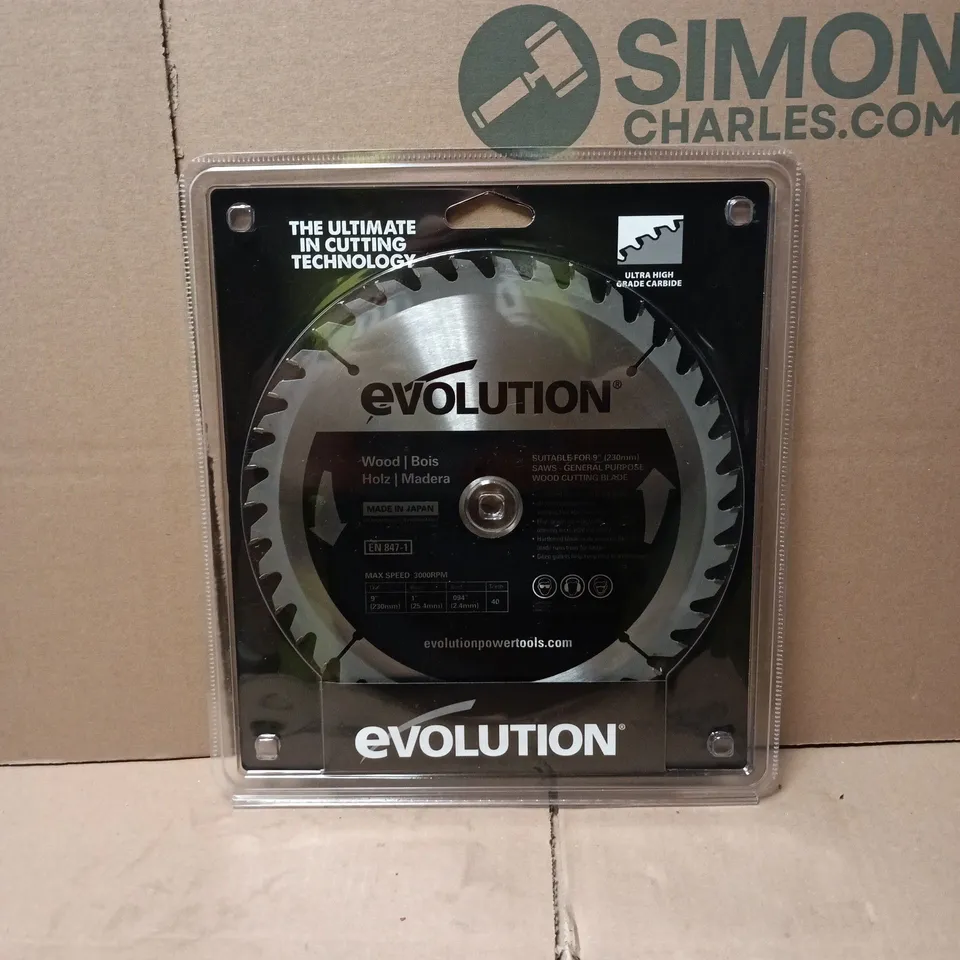 BOX OF APPROXIMATELY 24 X EVOLUTION POWER TOOLS GENERAL PURPOSE WOOD CUTTING BLADE, 9 INCH (230MM) ULTRA HIGH GRADE CARBIDE