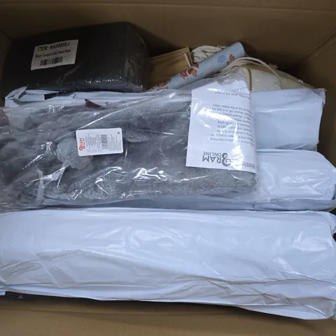 APPROXIMATELY 20 ASSORTED HOUSEHOLD PRODUCTS TO INCLUDE 3D PRINTER FILAMENT, HOT WATER BOTTLE, WALL STICKER, ETC - COLLECTION ONLY