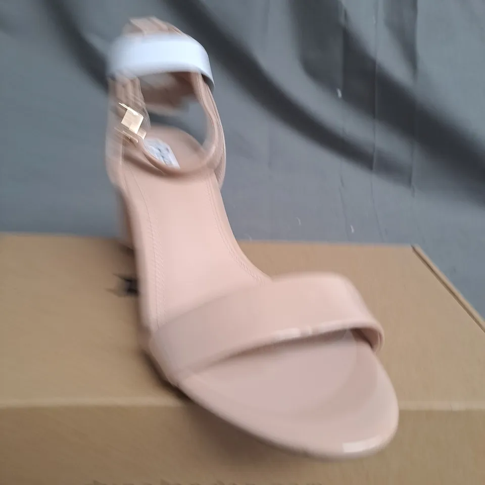 BOXED PAIR OF DUNE LONDON NUDE OPEN TOE HIGH BLOCK HEELED SANDALS SIZE 7