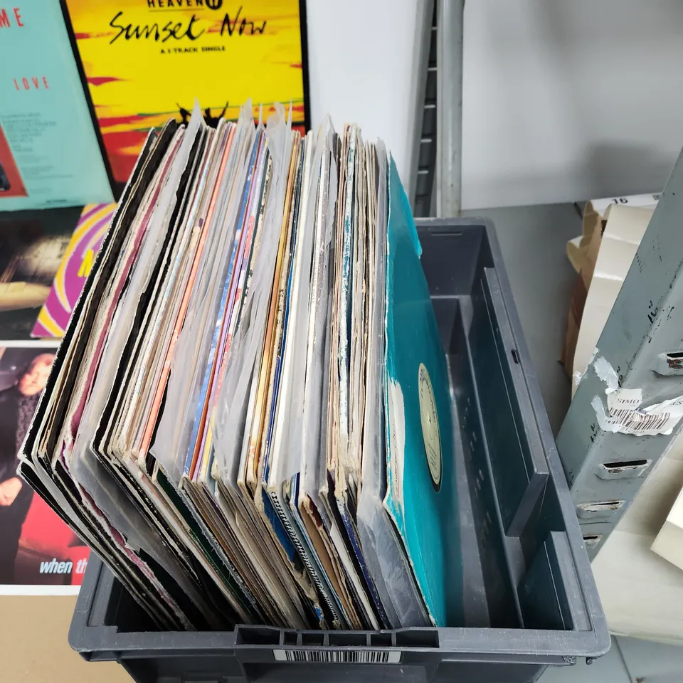 A COLLECTION OF VINYL RECORD LPs ETC