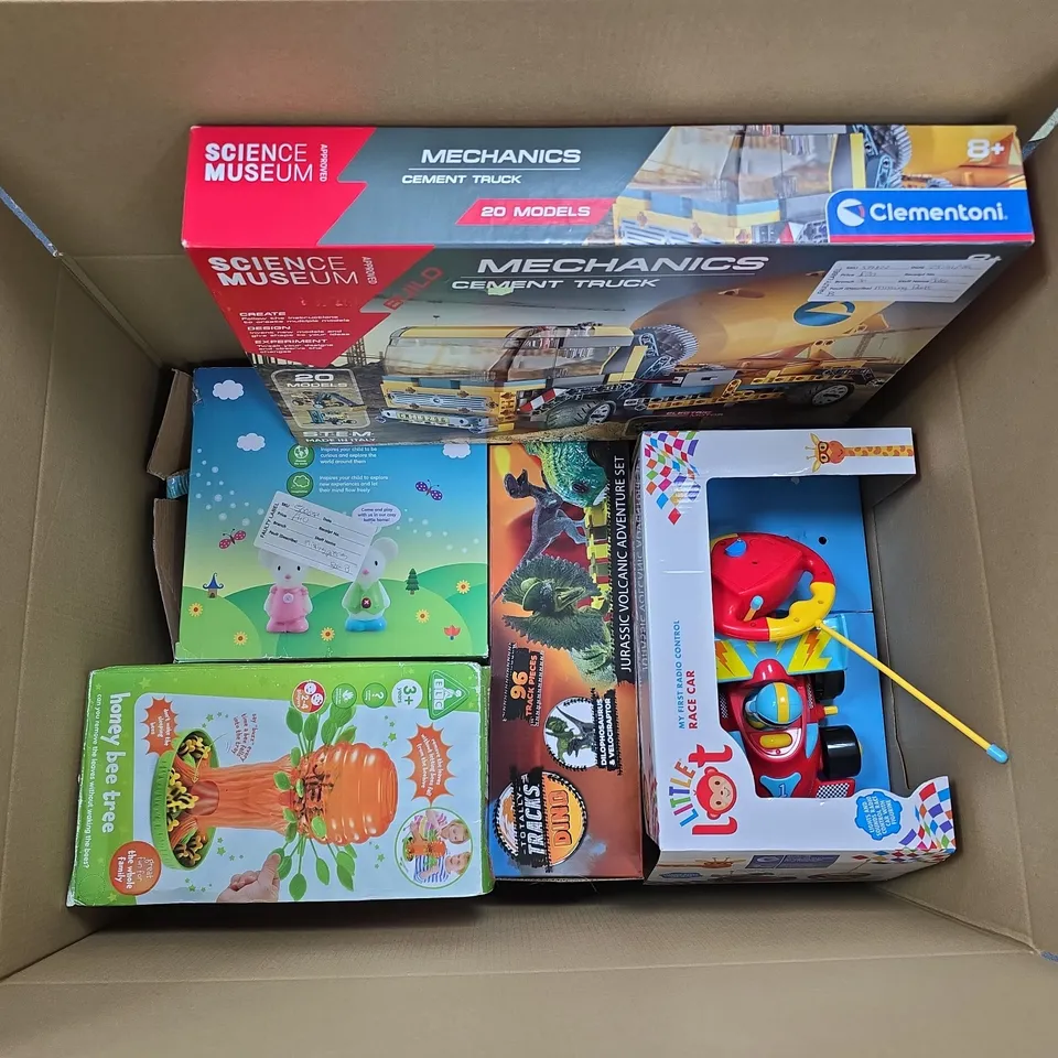 APPROXIMATELY 6 ASSORTED TOYS & GAMES PRODUCTS TO INCLUDE SCIENCE MUSEUM CEMENT TRUCK, HONEY BEE TREE, TOTALLY TRACKS DINO, ETC - COLLECTION ONLY
