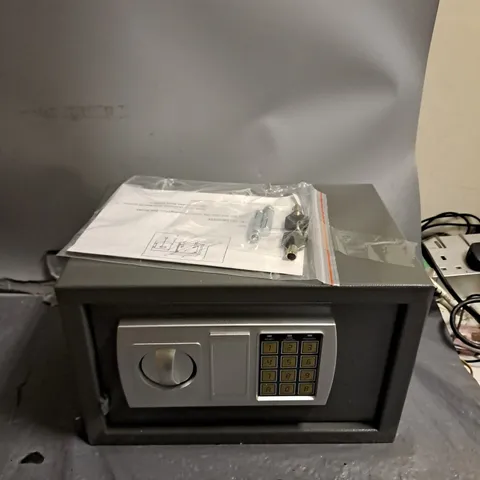 BOXED DAYPLUS SAFE 