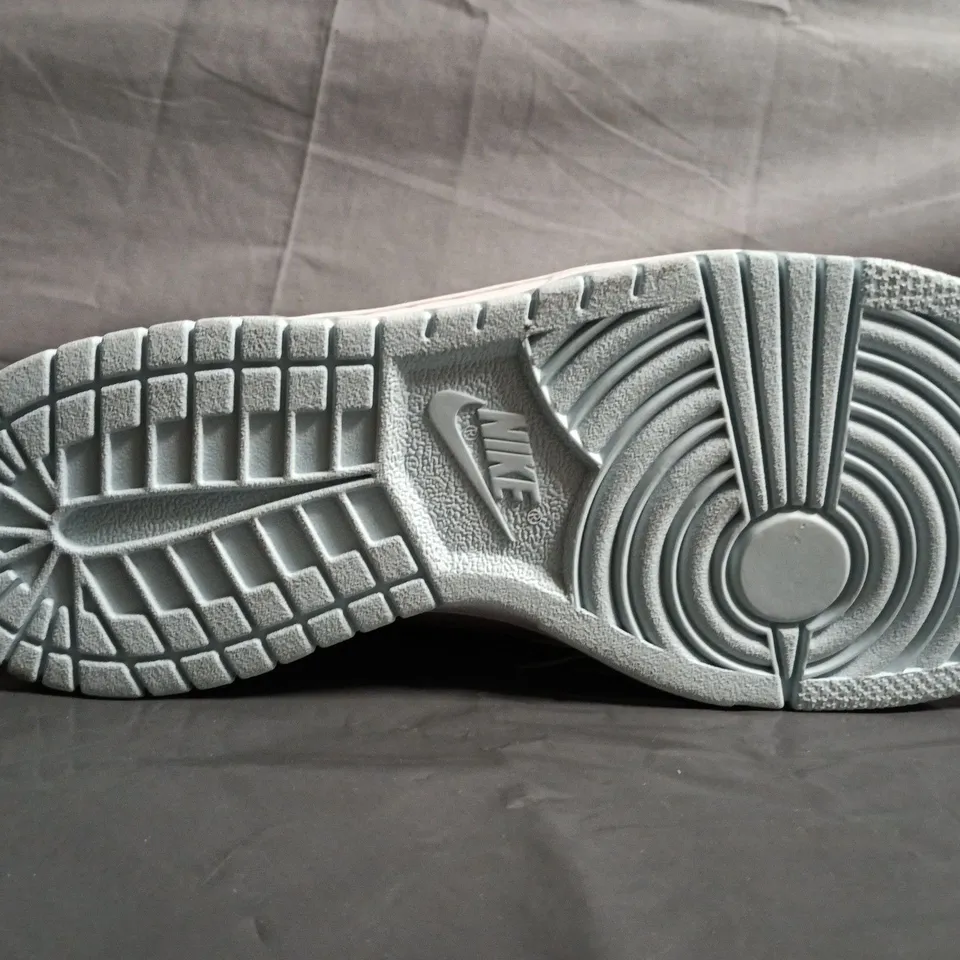 UNBOXED PAIR OF NIKE LOW-TOP SNEAKERS – SWOOSH -UK SIZE 4.5