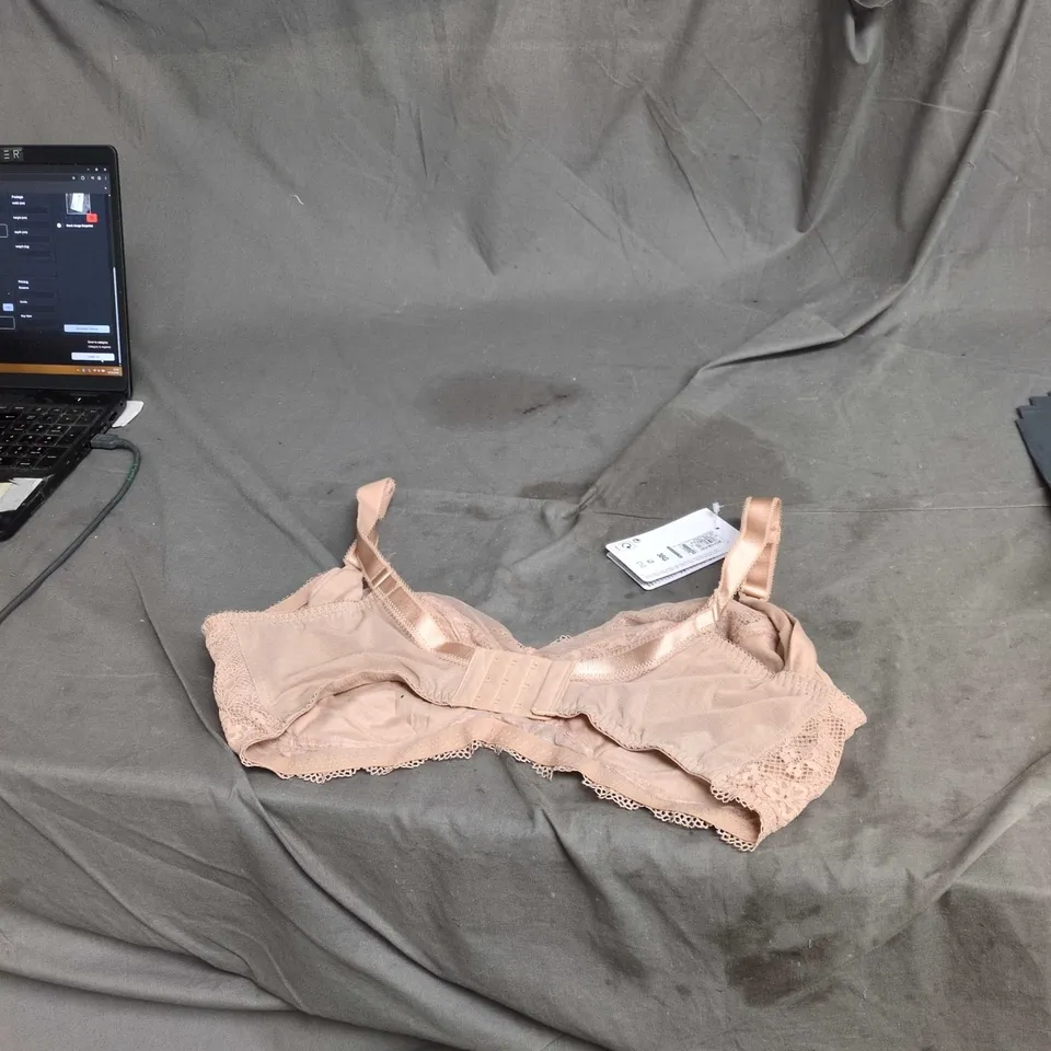 M&S NURSING BRA – UK 38G, BEIGE LACE