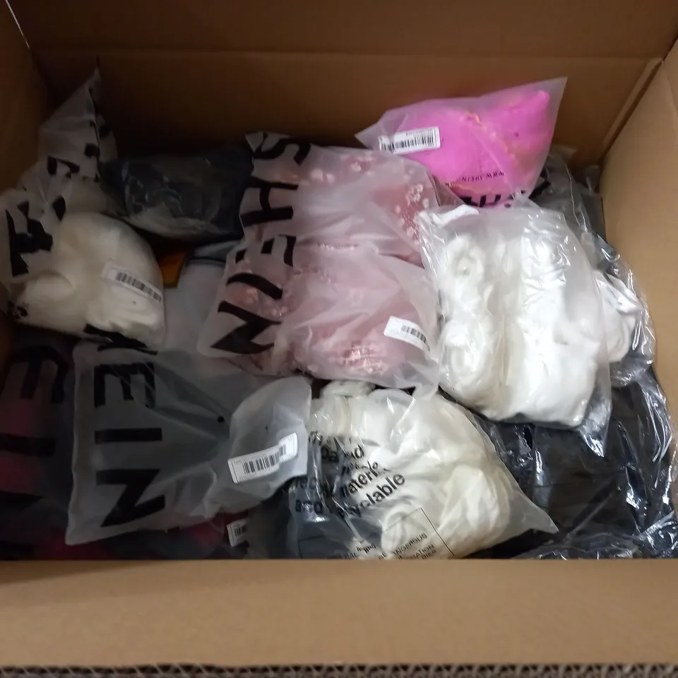 LARGE QUANTITY OF ASSORTED BAGGED CLOTHING ITEMS TO INCLUDE ASOS, MISSGUIDED AND SHEIN