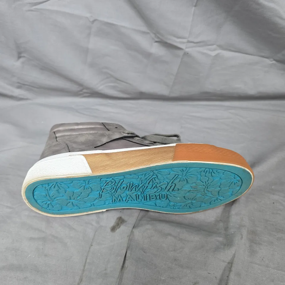 BLOWFISH MALIBU WAVERLY HI TOP TRAINERS - 7
