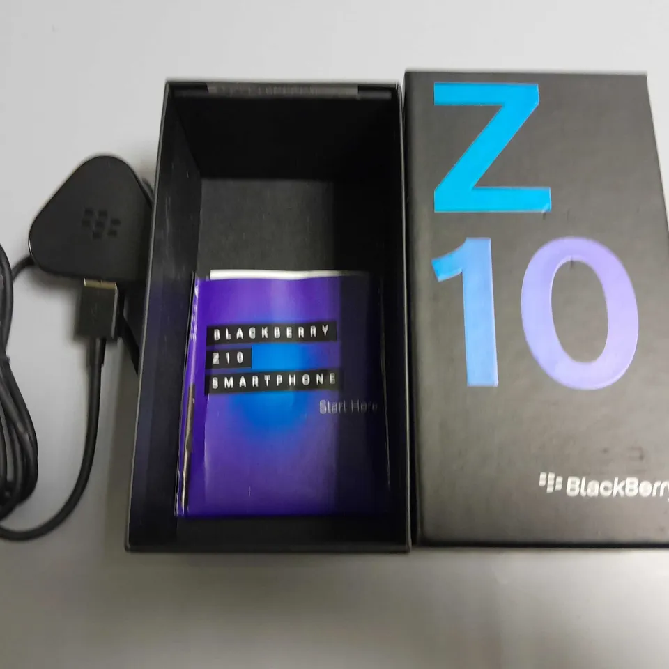 BLACKBERRY Z10 MOBILE PHONE