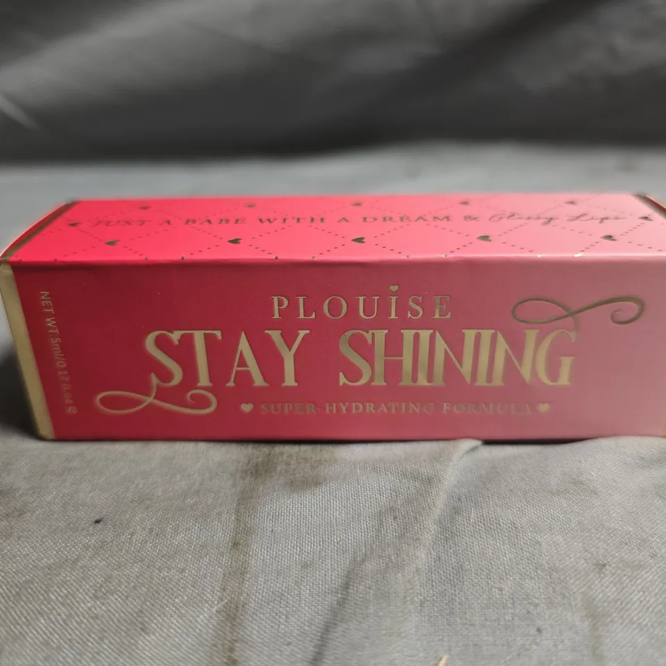 P.LOUISE STAY SHINING SUPER-HYDRATING FORMULA - VELVET DREAMS 