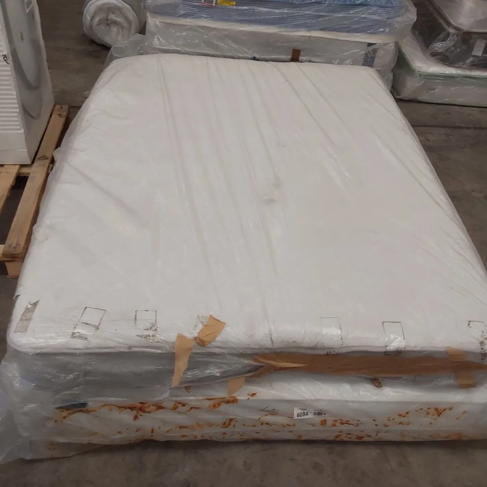 QUALITY BAGGED 4'6" DUAL LAYER 600 HYBRID MATTRESS 