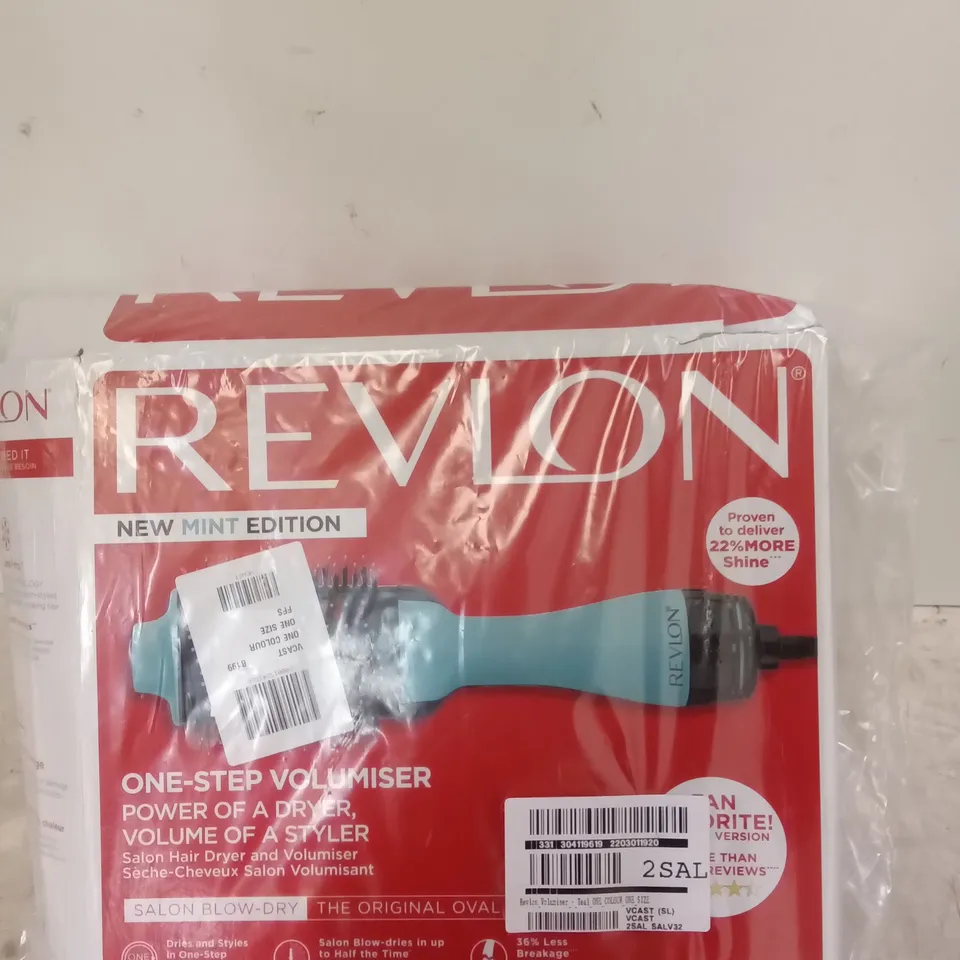 BOXED REVLON VOLUMISER - TEAL RRP £49.99