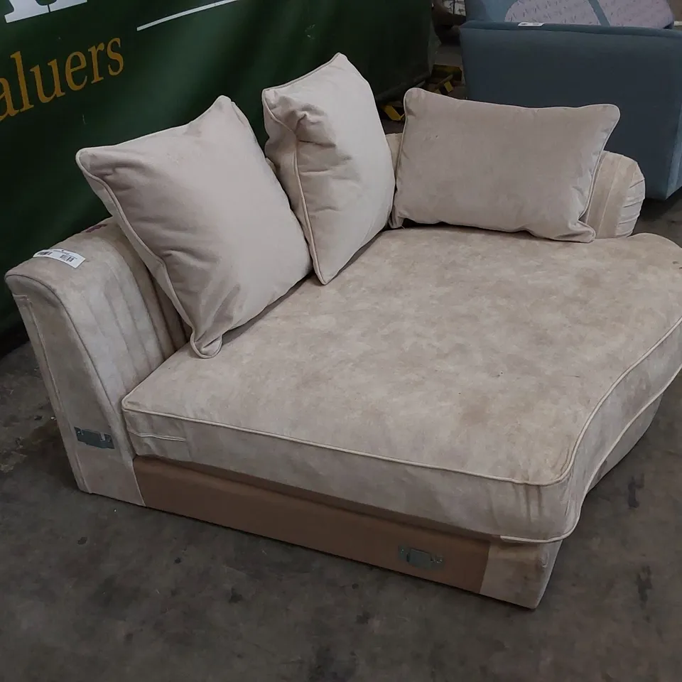 DESIGNER LAID BACK SOFA PIECE 