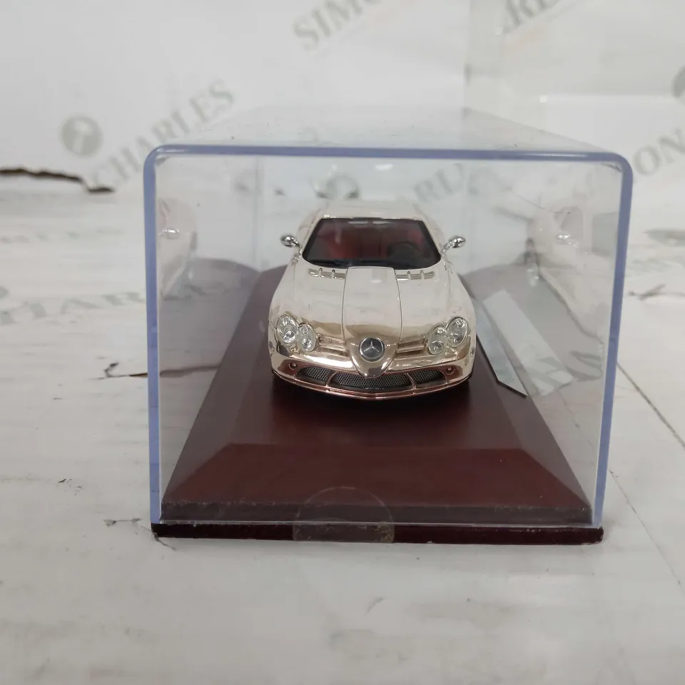 MERCEDES MCLAREN SLR MODEL CAR