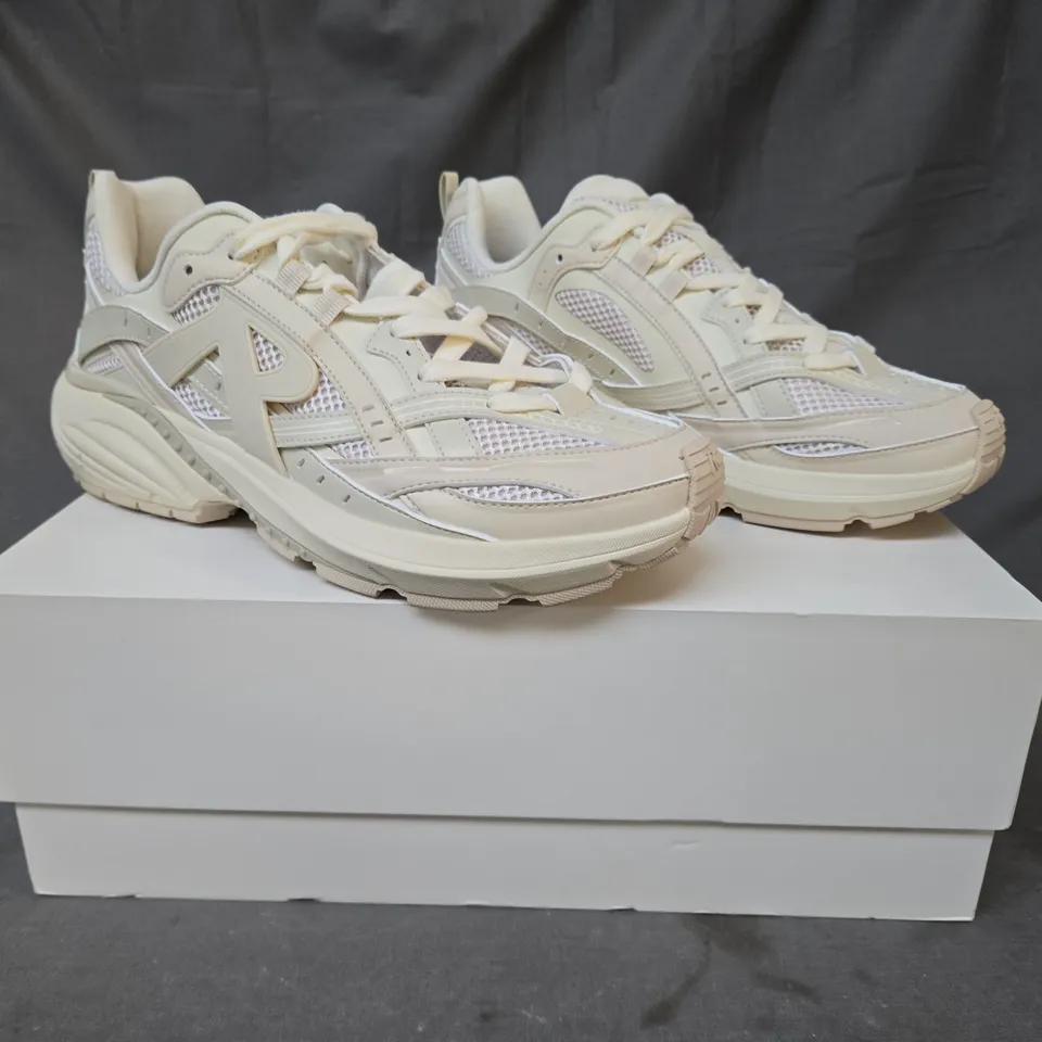 BOXED PAIR OF REPRESENT STORM RUNNER SHOES IN OFF WHITE UK SIZE 11.5