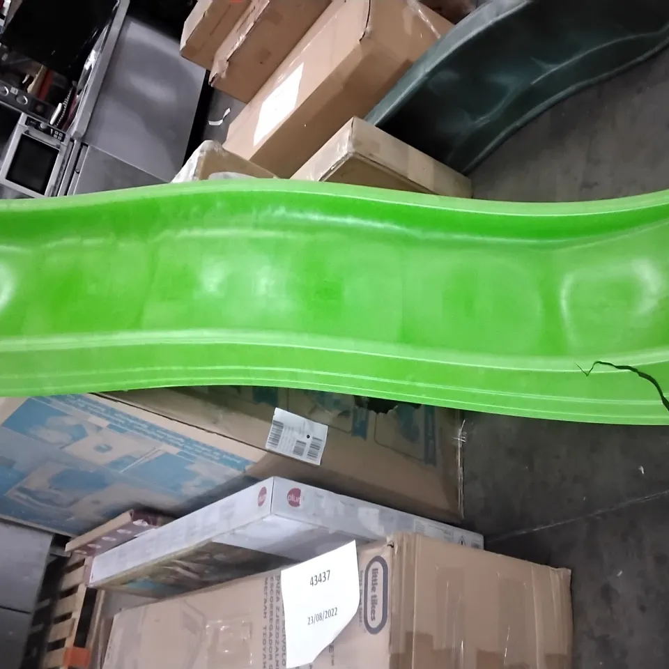 WAVY SLIDE LIGHT GREEN 