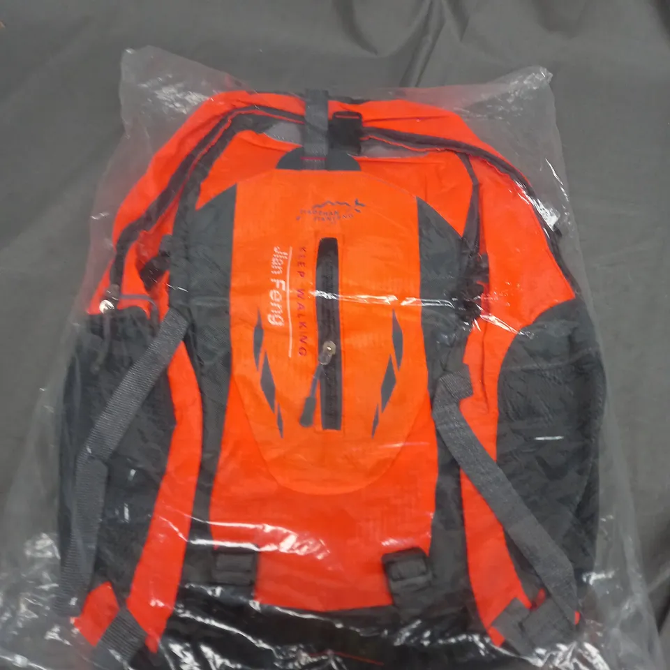 TIAOZHAN JIANFENG WALKING BACKPACK