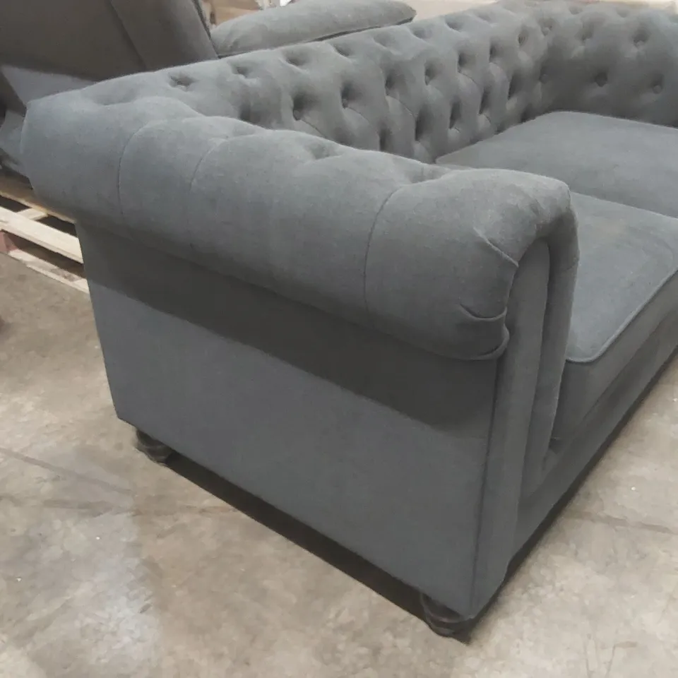 QUALITY DESIGNER HAMPTON 2 SEATER CHESTERFIELD SOFA, SLATE GREY CLASSIC PLUSH FABRIC