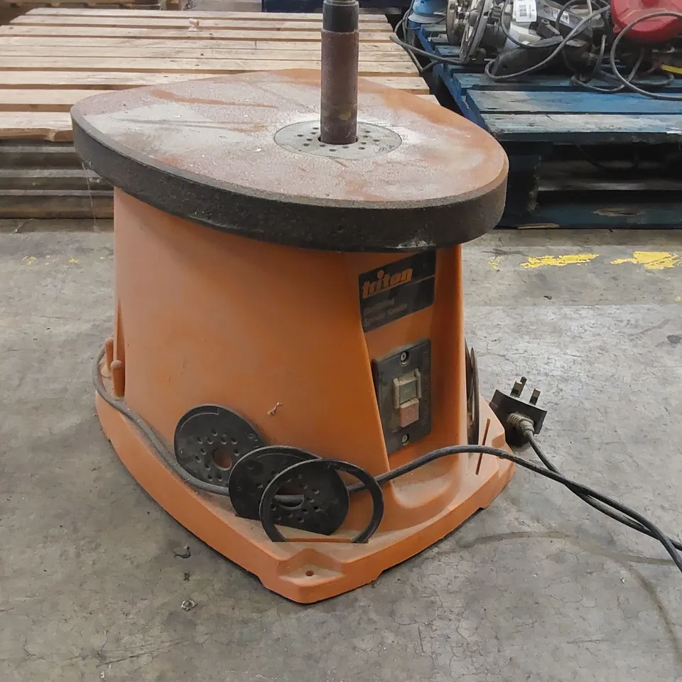 TRITON TSPS450 OSCILLATING SPINDLE SANDER