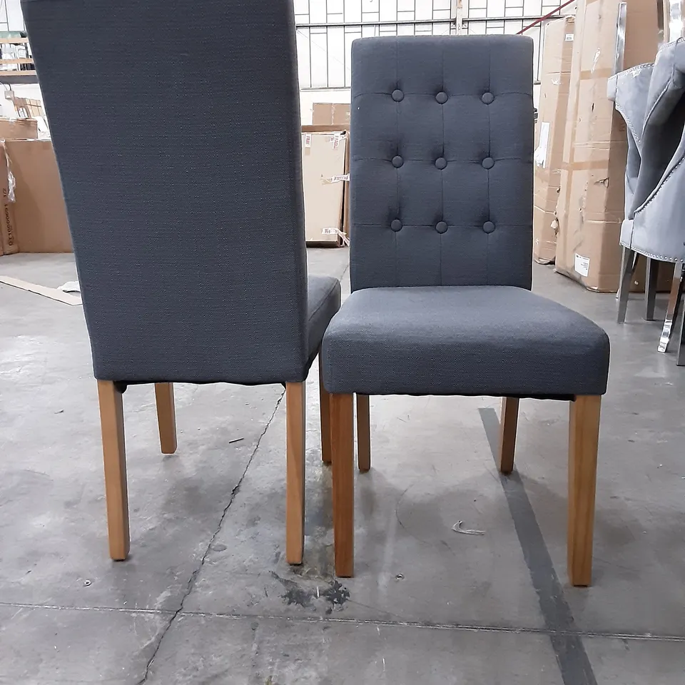 SET OF 4 UPHOLSTERED GREY DINING CHAIRS WITH WOODEN  LEGS 