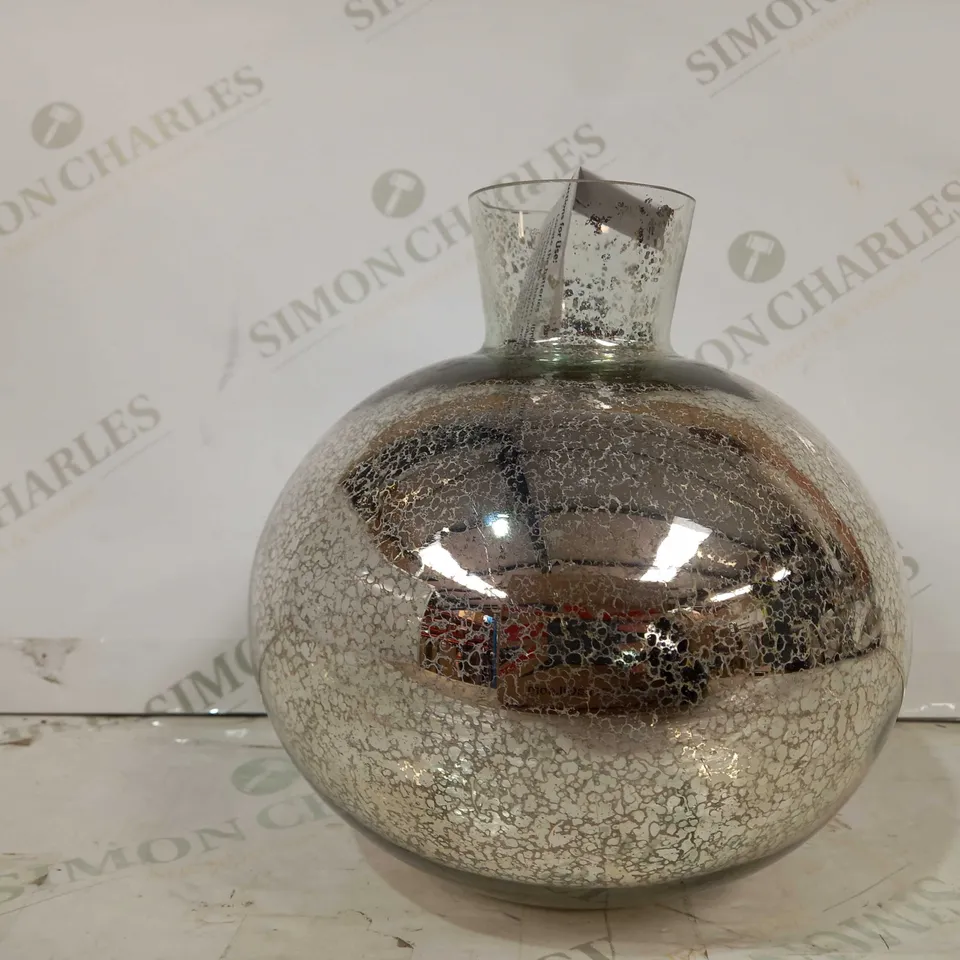 ALISON CORK PRELIT MERCURY GLASS VASE - SILVER