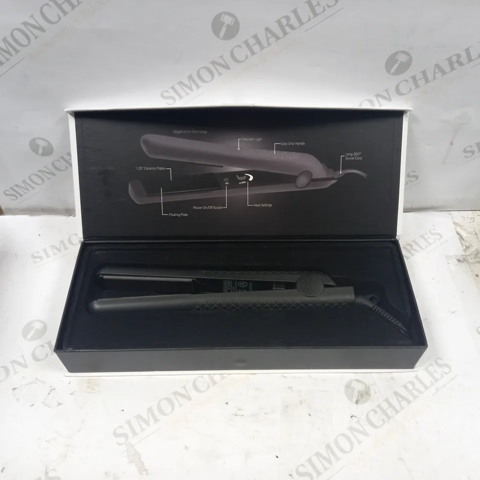 BOXED HERSTYLER CLASSIC FOREVER BLACK 1.25" STRAIGHTENER - BLACK