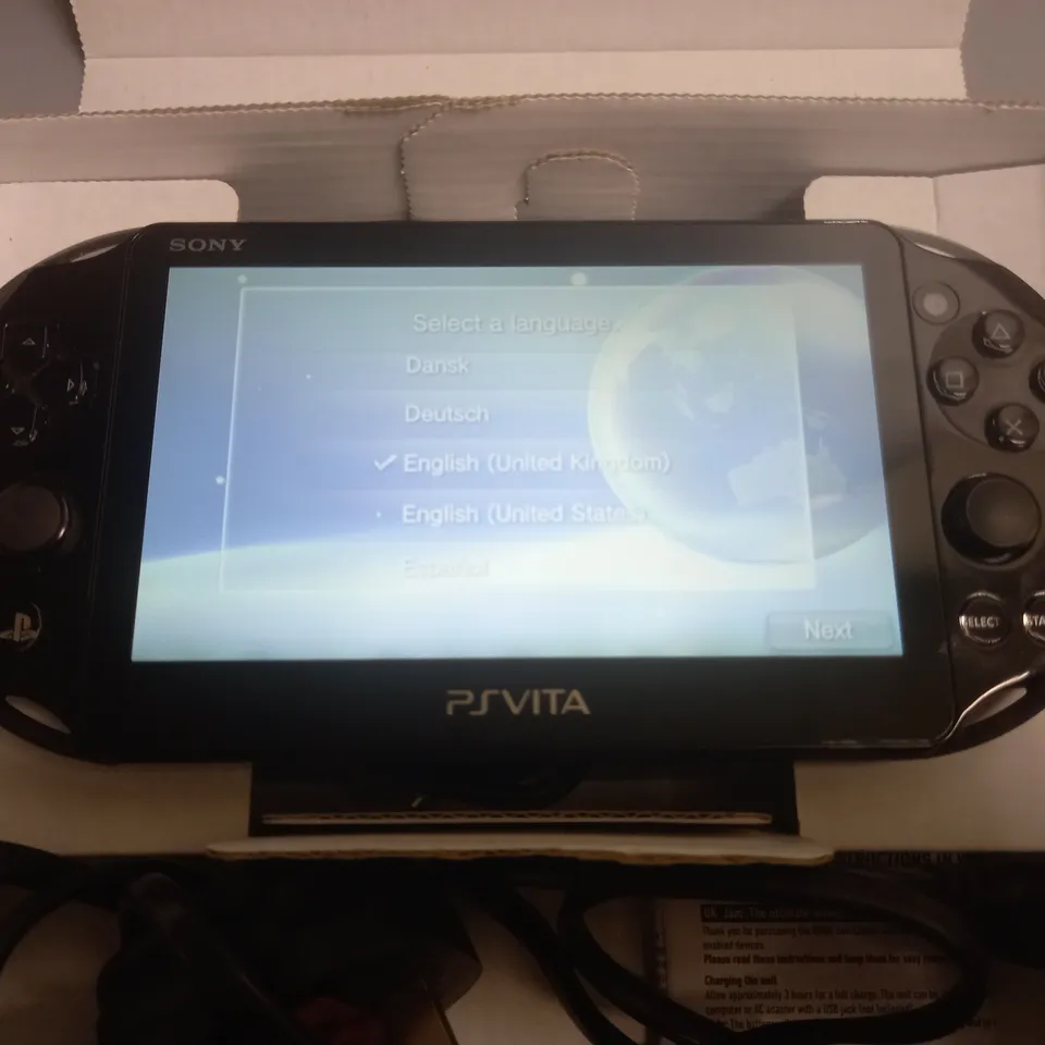 BOXED SONY PS VITA HANDHELD GAMES CONSOLE