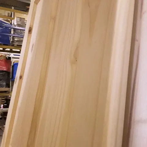 KNOTTY PINE 6 PANEL INTERNAL DOOR SIZE UNSPECIFIED 