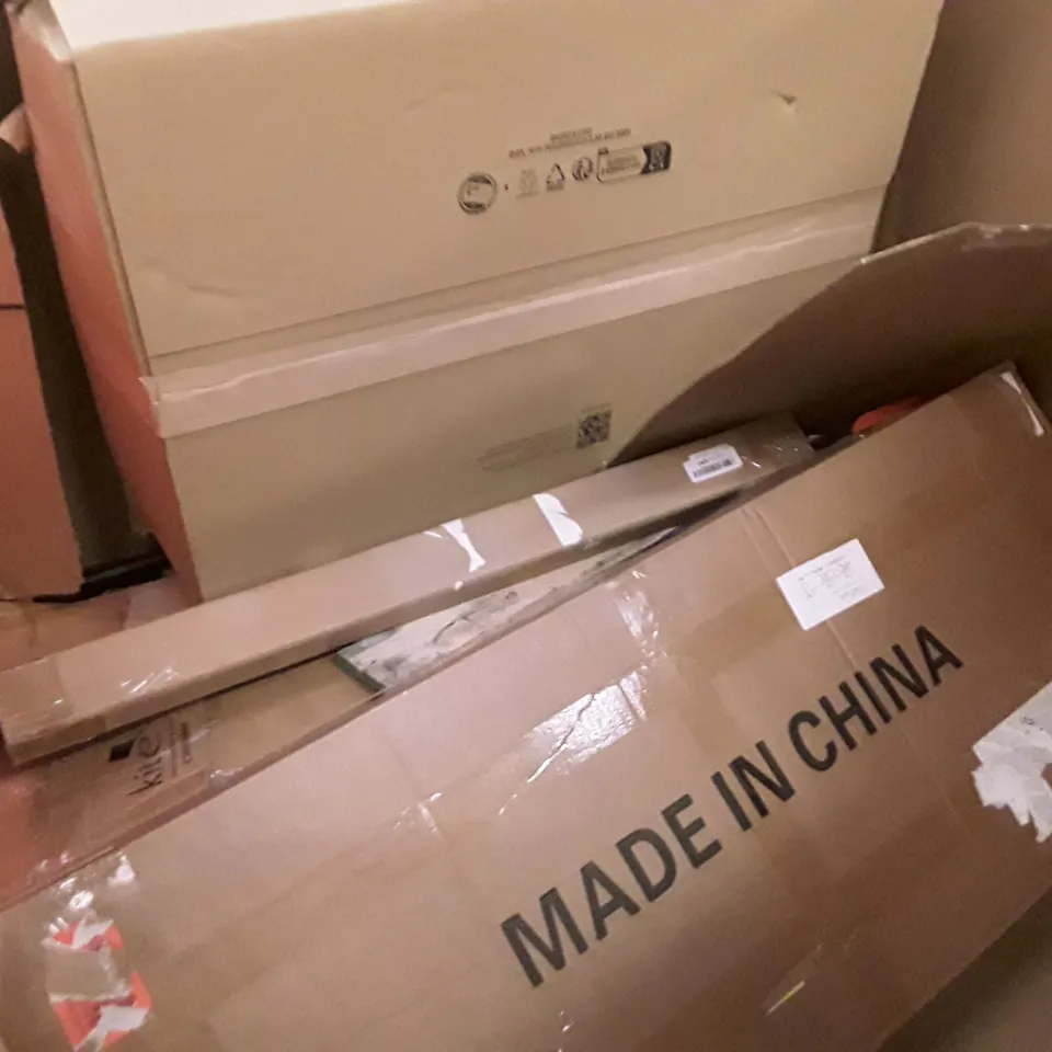 PALLET OF ASSORTED PRODUCTS INCLUDING TRAVEL LUGGAGE, DEFENDER DOOR BRACE, AIR FRYER, PORTABLE WARDROBE 