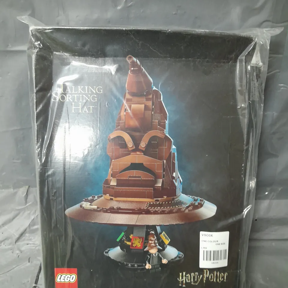 BOXED LEGO HARRY POTTER TALKING SORTING HAT - 76429