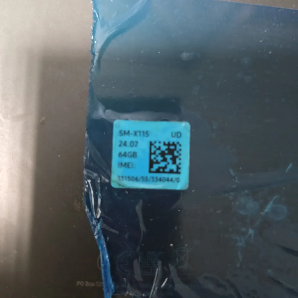 SAMSUNG GALAXY SM-X115 TABLET – BLACK, CRACKED SCREEN