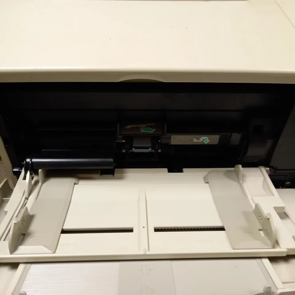 HEWLETT PACKARD LASER JET 4050N PRINTER