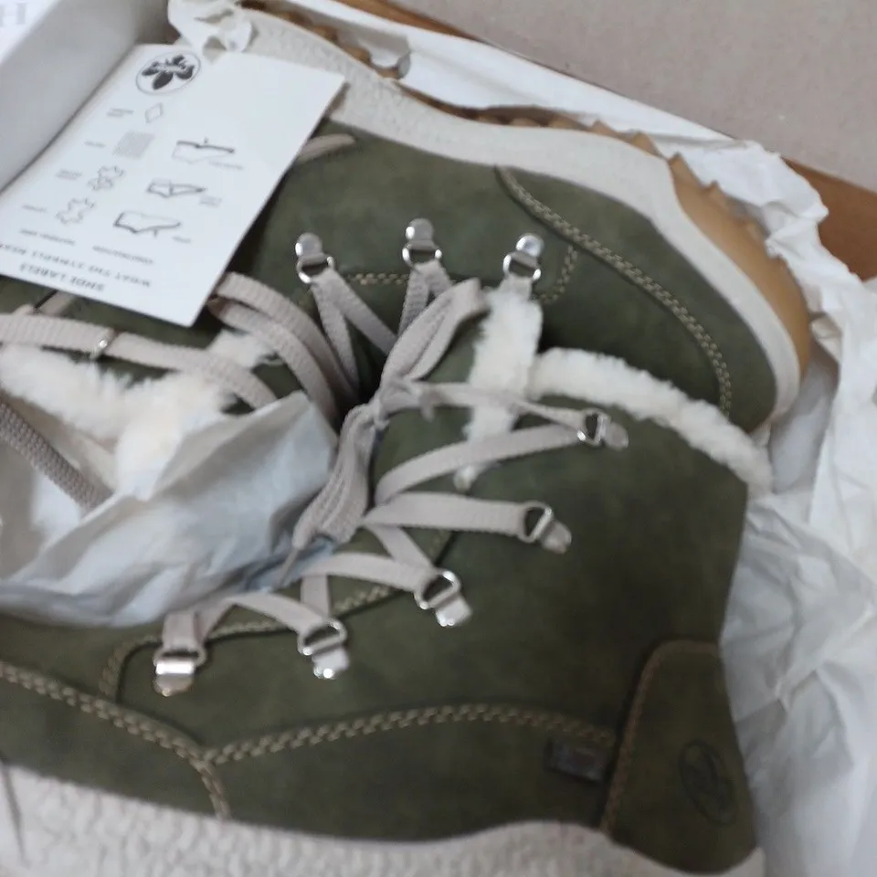 BOXED RIEKER WATER RESISTANT WARM LINED HIKING LACE UP BOOTS, KHAKI - SIZE 6.5