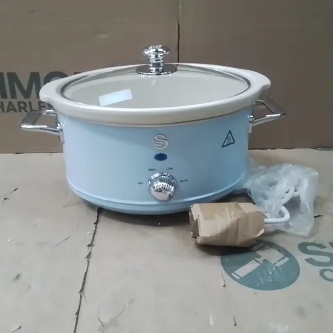 BOXED SWAN RETRO SF17021BLN 3.5 LITRE SLOW COOKER - BLUE