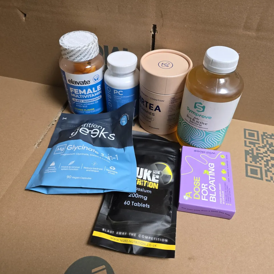 APPROXIMATELY 15 ASSORTED VITAMIN/HEALTH AID PRODUCTS TO INCLUDE SYMPROVE DAILY & ACTIVE BACTERIA, DIRTEA GUMMIES, BODYBIO PC, ETC - COLLECTION ONLY