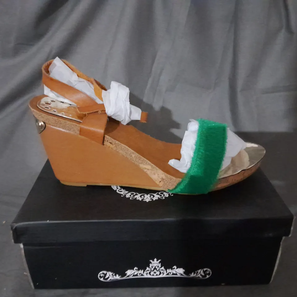 APPROXIMATELY 15 BOXED PAIRS OF WANNA THICK SOLED OPEN TOE WEDGE SANDALS GREEN VARIOUS SIZES 
