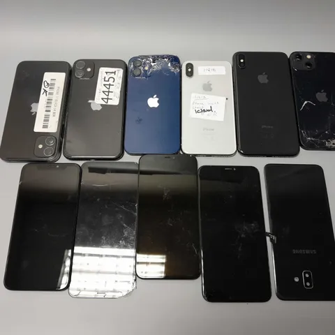 APPROXIMATELY 35 ASSORTED PHONE SHELLS AND SCREENS FOR PHONES FROM APPLE, SAMSUNG, ETC