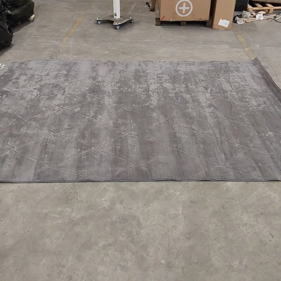ISHPEMING SOLID COLOUR MACHINE WOVEN RUG IN GREY - 230 x 340CM