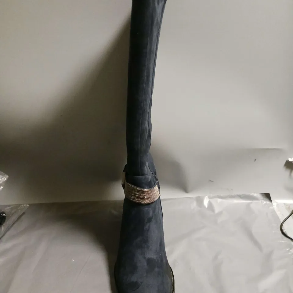 MODA IN PELLE LADIES KNEE HIGH SUEDE BOOTS WITH GLITTER DETAIL DARK BLUE SIZE EU 39