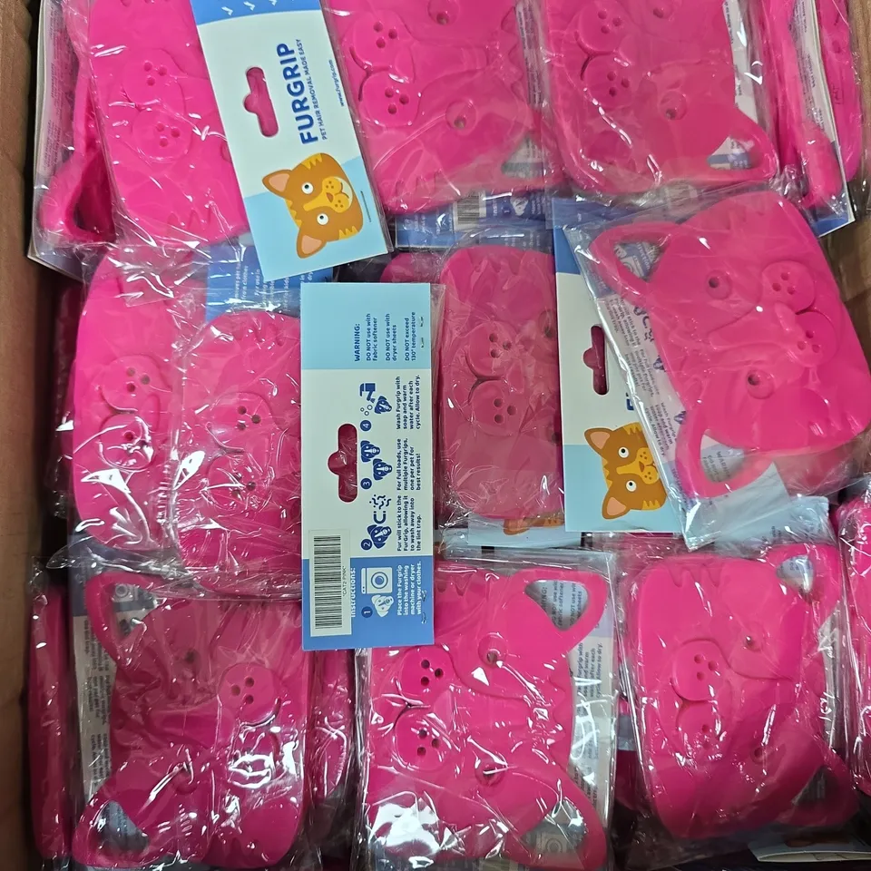 APPROXIMATELY 180 FURGRIP LAUNDRY PET HAIR REMOVERS - CAT