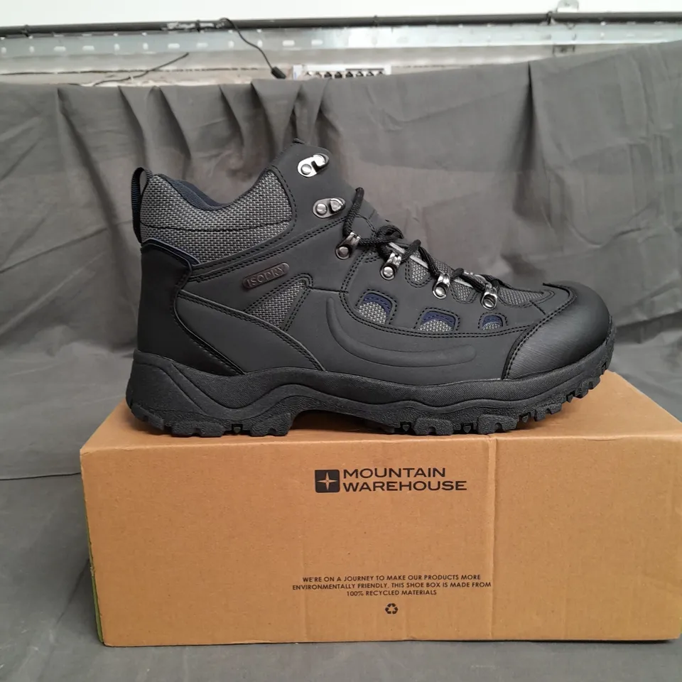 BOXED PAIR OF MOUNTAIN WAREHOUSE WATERPROOF HIKING BOOTS SIZE 10.5