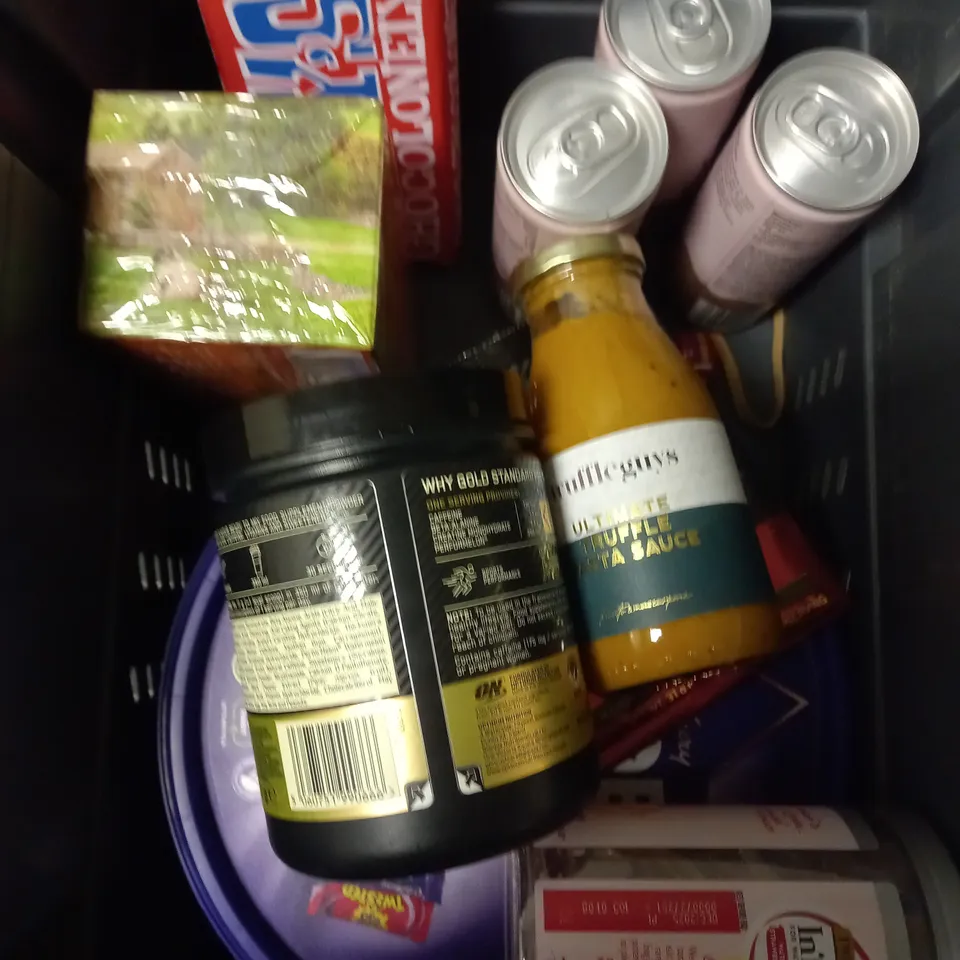 APPROXIMATELY 10 ASSORTED FOOD/DRINK PRODUCTS TO INCLUDE CADBURY HEROES, PRE-WORKOUT, GRIND COFFEE DRINKS ETC - COLLECTION ONLY 