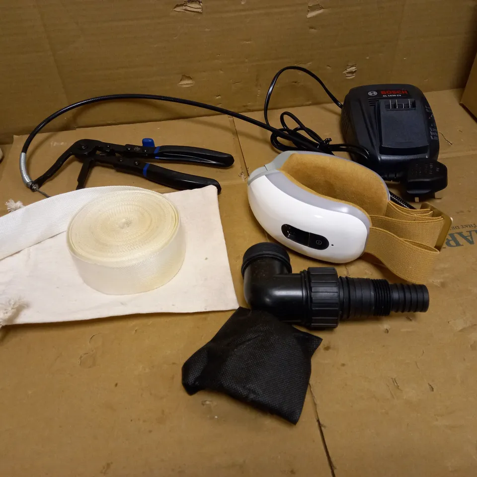 LOT OF APPROX. 5 ASSORTED TOOLS TO INCLUDE BOSCH CHARGER, POUCHES, PLASTIC PIPE ETC