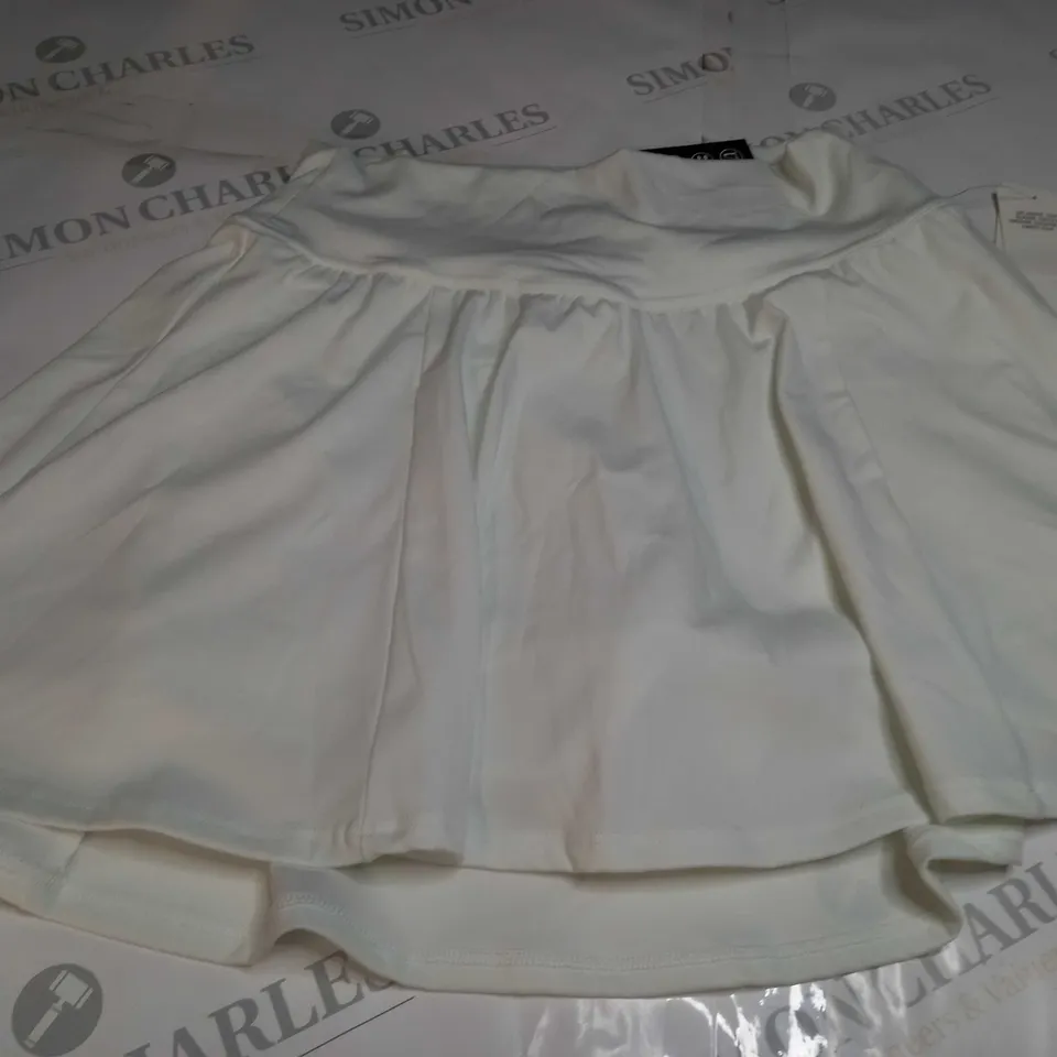 GILLY HICKS GO ACTIVEWEAR SKORTIE IN GREENY WHITE - SMALL