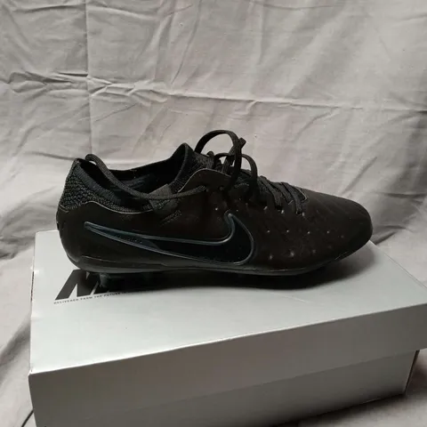 Nike Black Football Boots – UK SIZE 5.5 -  Boxed