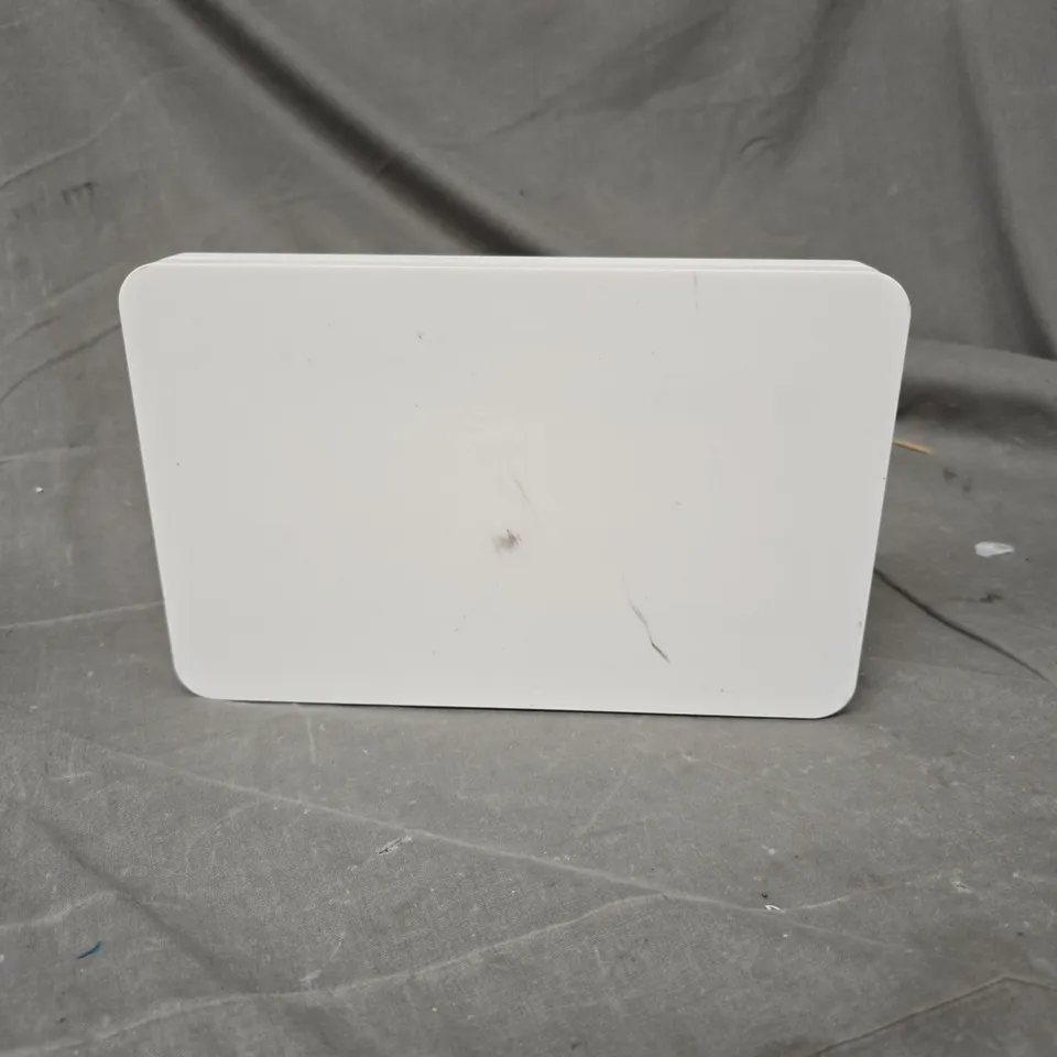 SKY BROADBAND HUB SR213-02-UK 