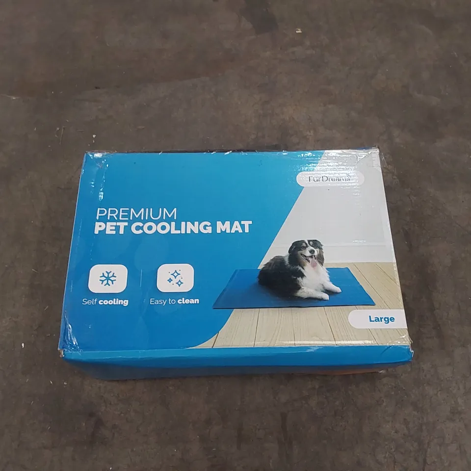 BOXED FURDREAMS PREMIUM LARGE PET COOLING MAT 