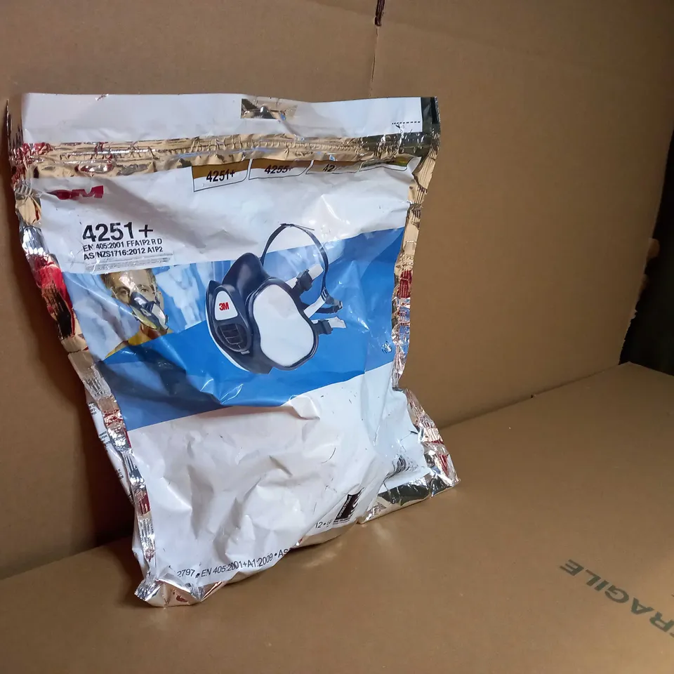 PACKAGED 3M GAS/VAPOUR AND PARTICULATE RESPIRATOR