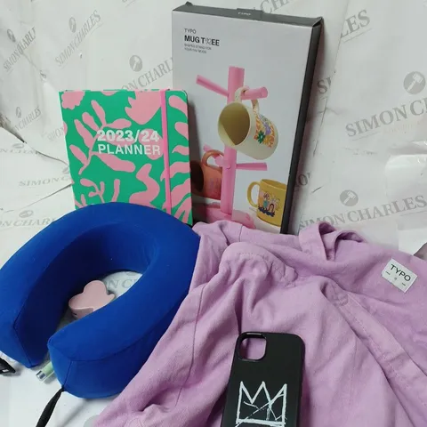 APPROXIMATELY 7 COTTON ON ITEMS INCLUDING MUG TREE STAND, EXTRA LARGE PURPLE TOTE BAG, NECK REST, 2023/2024 PLANNER