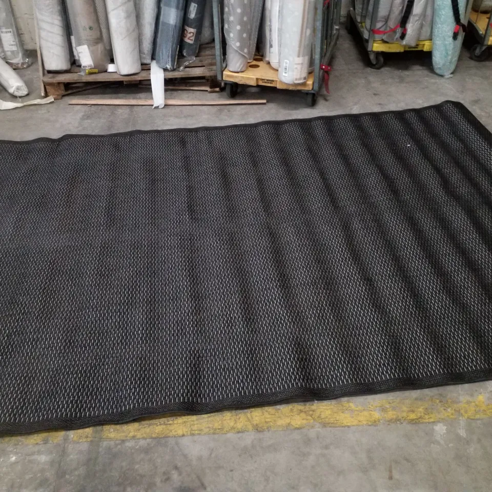 BRAND NEW PACO HOME TIMBER 125 IN BLACK - 200×350CM